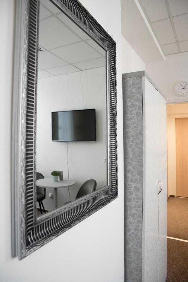 Classic Apartmany Trinec Buitenkant foto